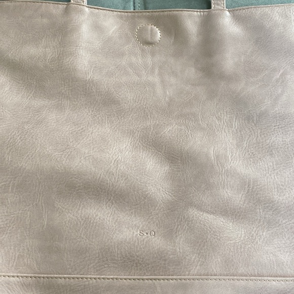 S•Q 2 in 1 reversible tote - Picture 6 of 9